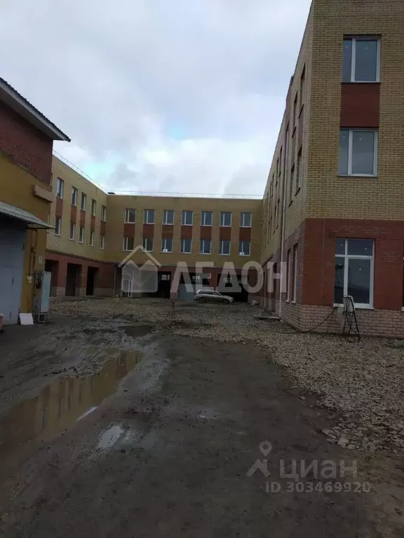 Офис в Омская область, Омск ул. 1-я Индустриальная, 4 (120 м) - Фото 0