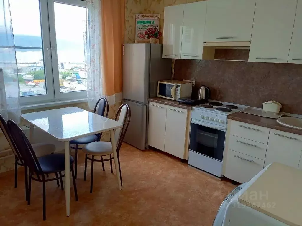1-к кв. Краснодарский край, Новороссийск Суворовская ул., 79 (39.0 м) - Фото 0