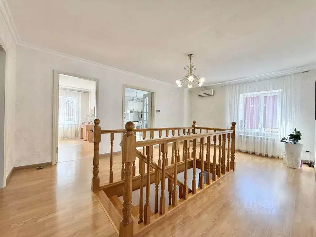 Дом в Удмуртия, Ижевск пер. Можарова, 84 (220 м) - Фото 2
