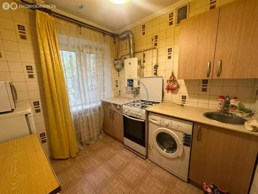 1-комнатная квартира: Минеральные Воды, улица 50 лет Октября, 39 (32 ... - Фото 2