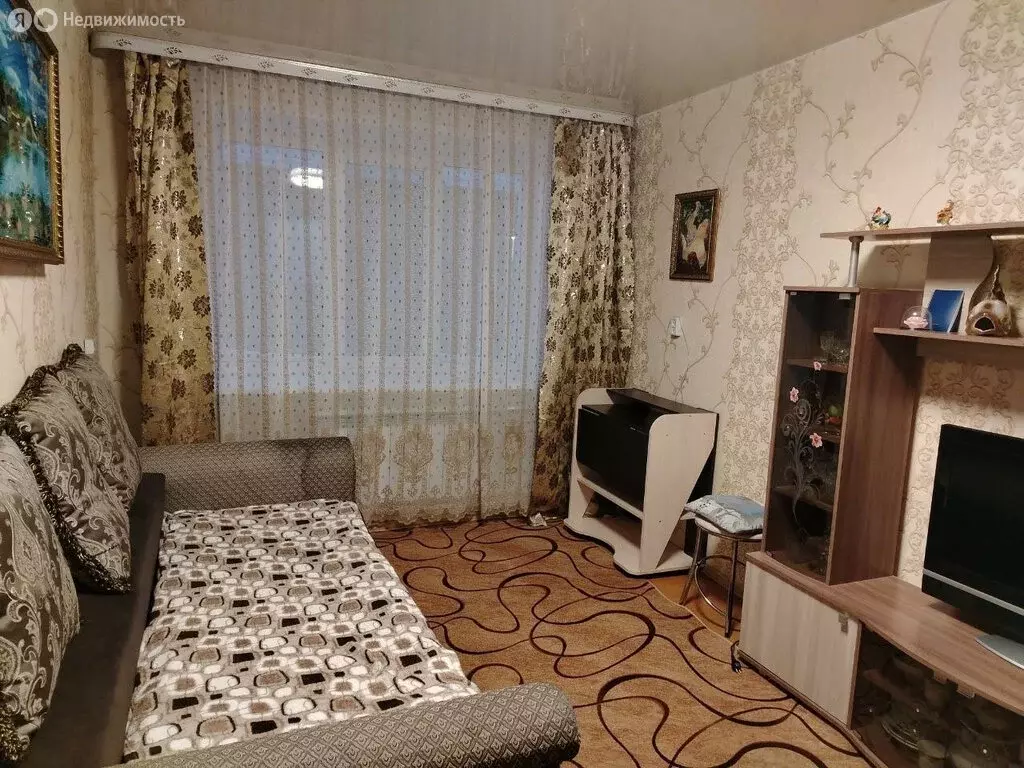 3-комнатная квартира: посёлок городского типа Пионерский, улица ... - Фото 1