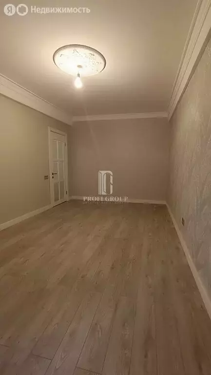 2-комнатная квартира: Махачкала, проспект Имама Шамиля, 44 (52 м) - Фото 0