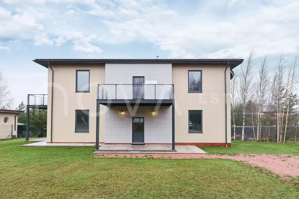 Дом в Ленинградская область, Всеволожский район, Бугровское городское ... - Фото 1