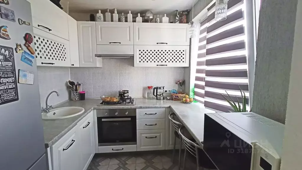 2-к кв. Волгоградская область, Волгоград ул. Фадеева, 49 (43.9 м) - Фото 0