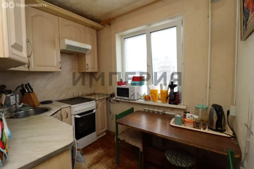 2-комнатная квартира: посёлок городского типа Сокол, улица Гагарина, ... - Фото 2