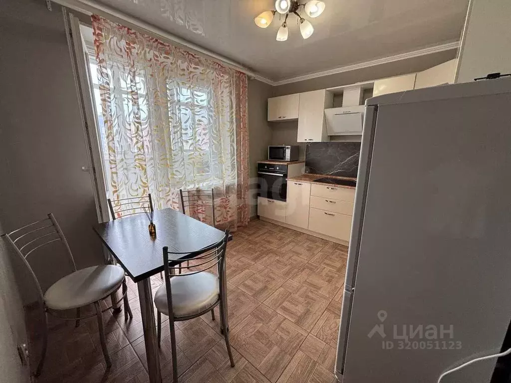 1-к кв. Тюменская область, Тюмень Кремлевская ул., 110к1 (43.5 м) - Фото 0