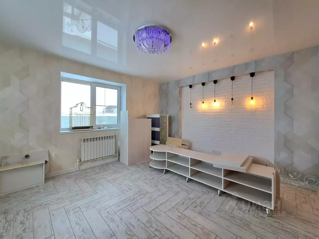 Дом в Волгоградская область, Средняя Ахтуба рп пер. Радужный (91 м) - Фото 1