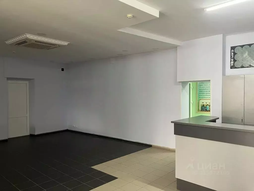 Помещение свободного назначения в Севастополь ул. Героев Бреста, 53А ... - Фото 2