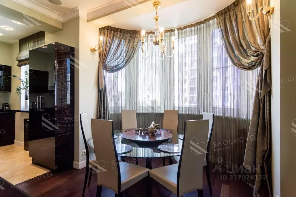 Квартира, 4 комнаты, 130 м - Фото 0