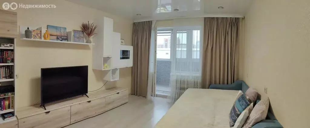 1-комнатная квартира: Киров, Современная улица, 2 (44.8 м) - Фото 1