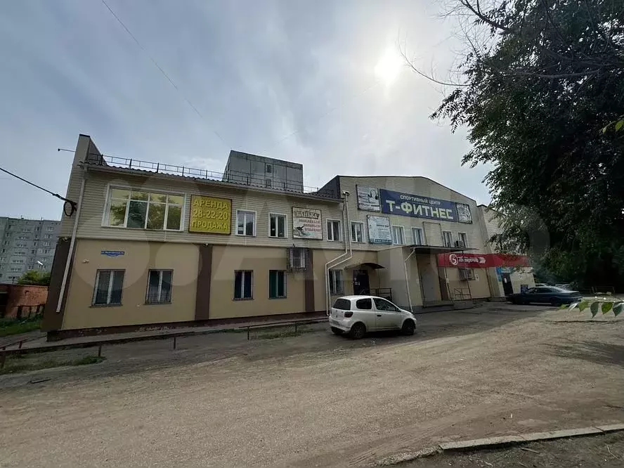 Помещение свободного назначения, 673.5 м в г Омске - Фото 0