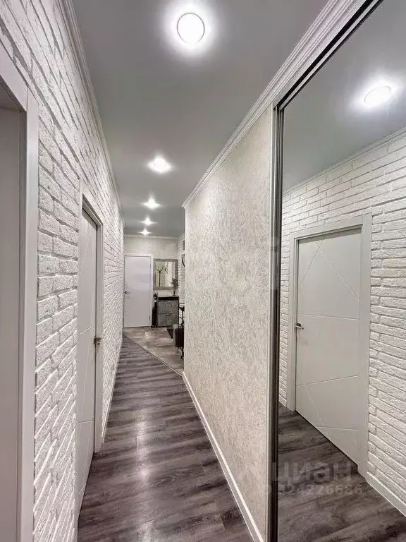 2-к кв. Татарстан, Казань ул. Павлюхина, 108Б (69.5 м) - Фото 1