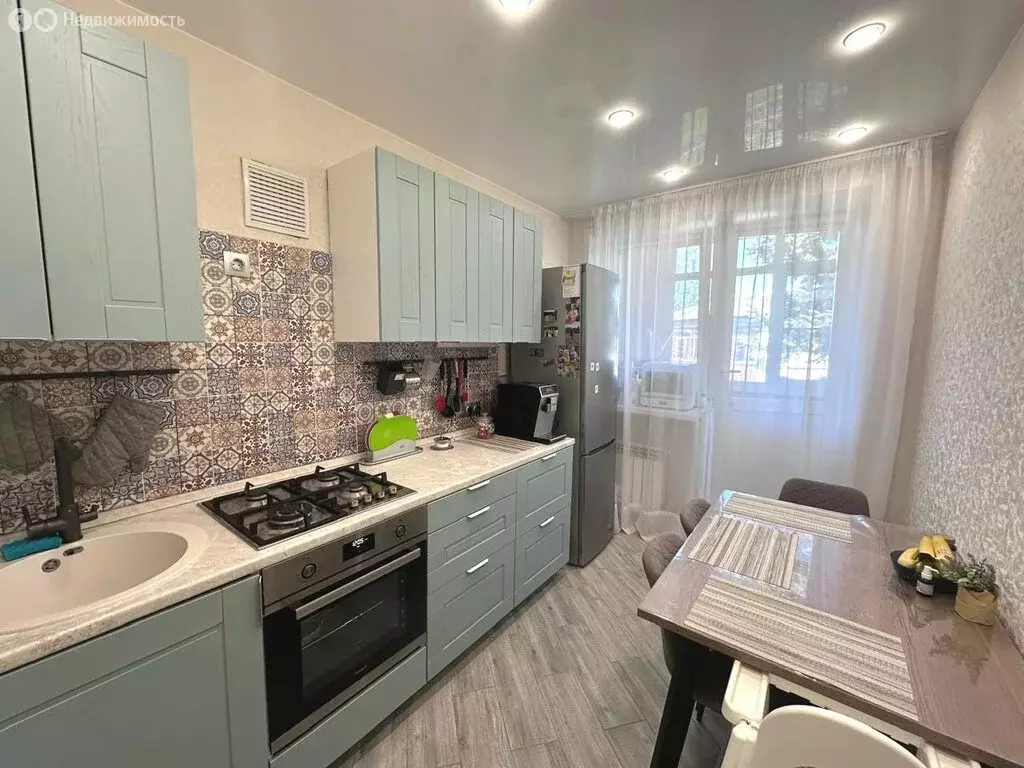 2-комнатная квартира: Купанское, Советская улица, 32 (41.1 м) - Фото 0