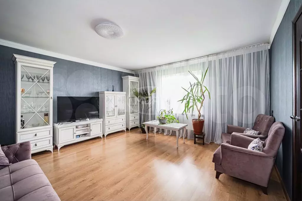 4-к. квартира, 115 м, 1/1 эт. - Фото 0