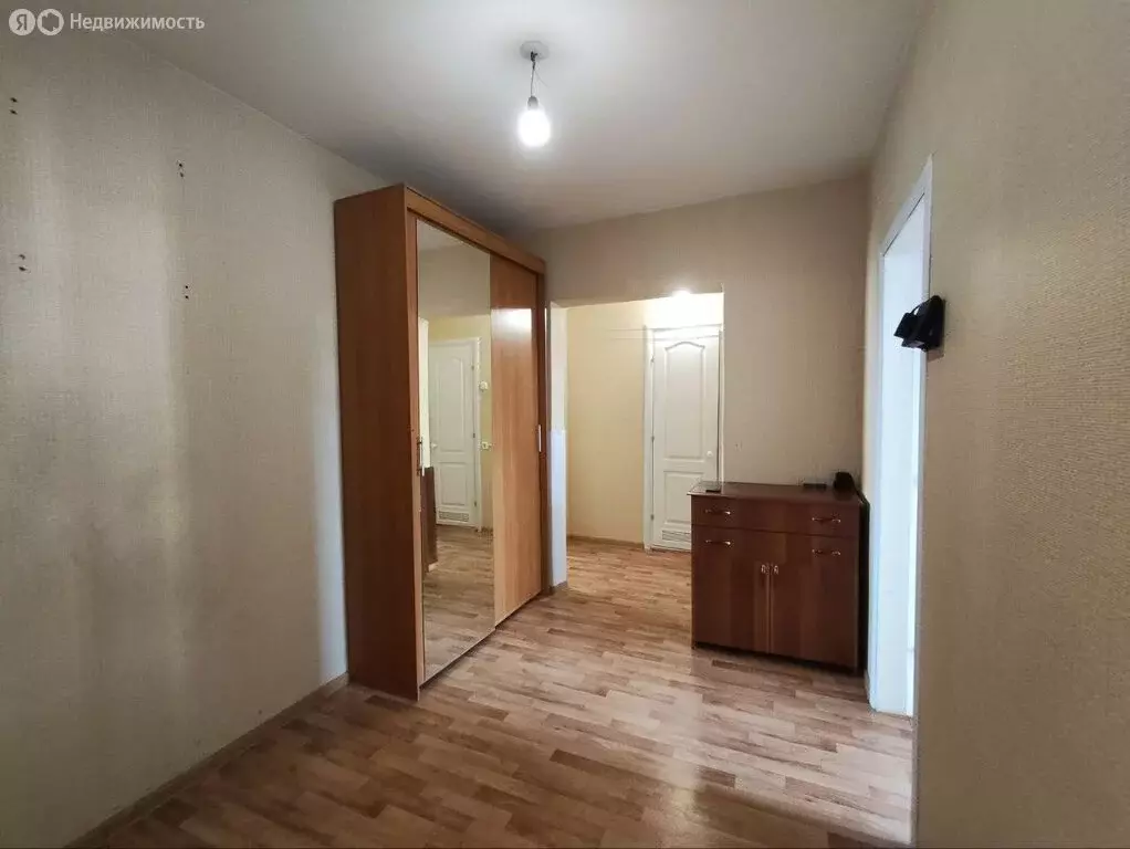3-комнатная квартира: Жилина, улица Естина, 11 (77.9 м) - Фото 0