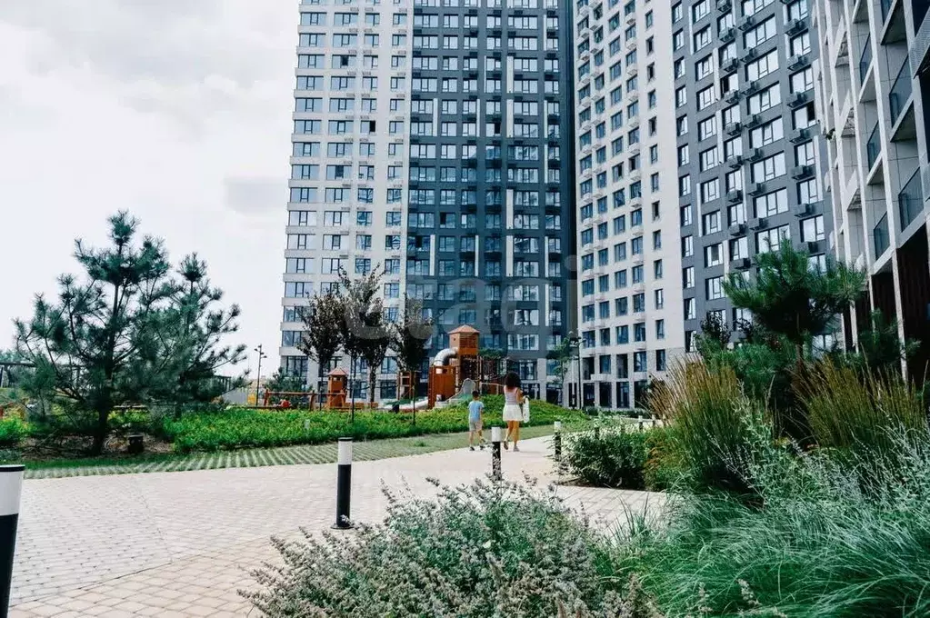 2-к кв. Астраханская область, Астрахань ул. Бехтерева, 2В (67.3 м) - Фото 1