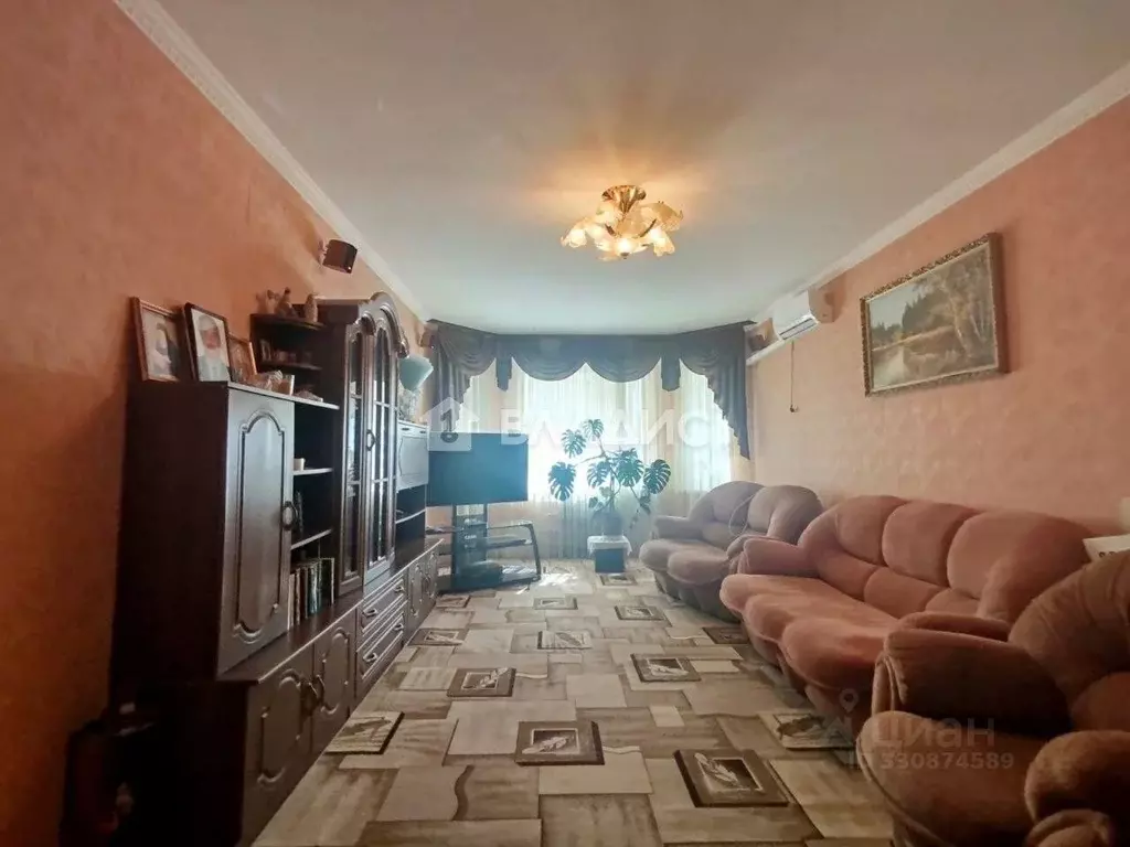 2-к кв. Белгородская область, Белгород ул. Есенина, 20в (74.8 м) - Фото 1