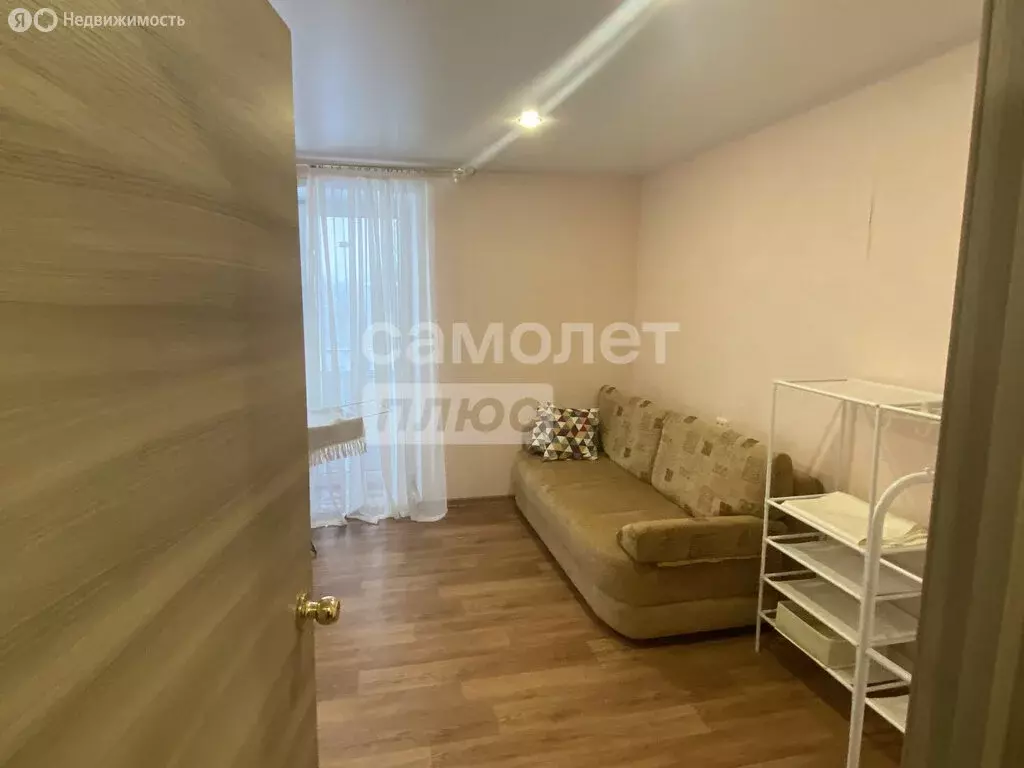 Квартира-студия: Киров, микрорайон Коминтерновский, улица Зеленина, 7 ... - Фото 1