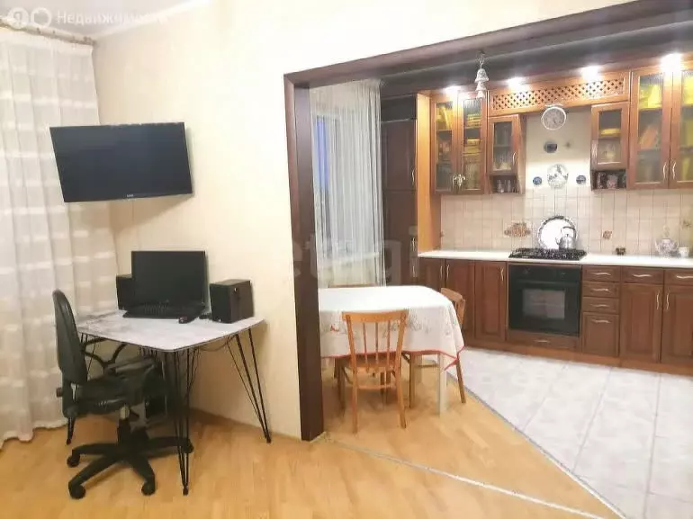 4-комнатная квартира: Орёл, Речной переулок, 50 (82.2 м) - Фото 0