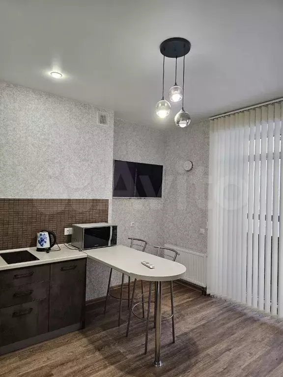 2-к. квартира, 40 м, 3/24 эт. - Фото 1