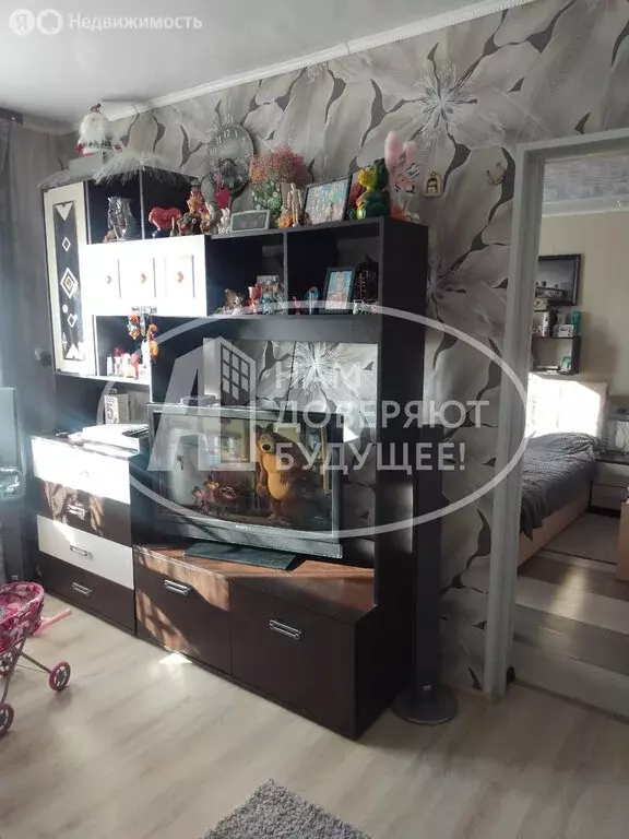 3-комнатная квартира: Чусовой, посёлок Лисьи Гнёзда, Речная улица, 12 ... - Фото 2