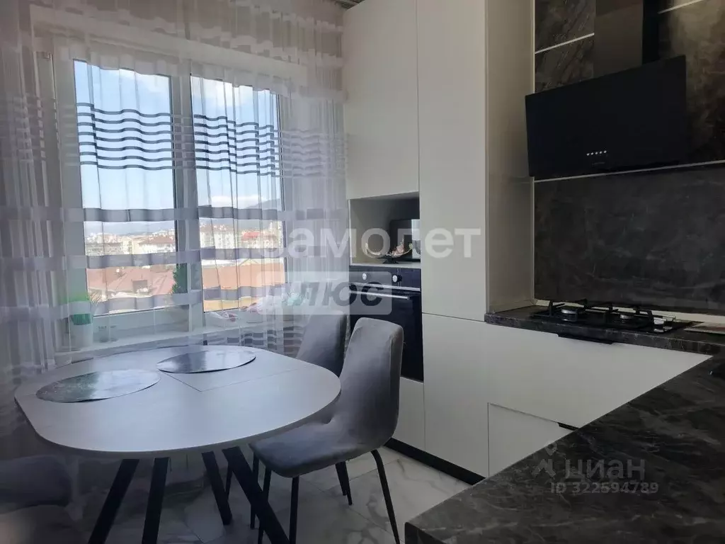 3-к кв. Краснодарский край, Геленджик ул. Островского, 79а (62.8 м) - Фото 1