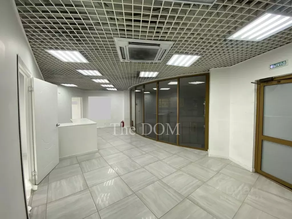 Помещение свободного назначения в Омская область, Омск ул. Гагарина, ... - Фото 1