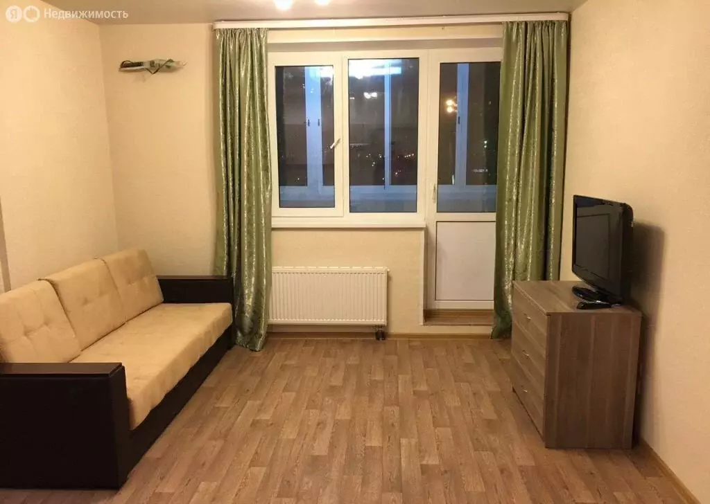 1-комнатная квартира: Новочеркасск, улица Фрунзе, 55 (27 м) - Фото 0