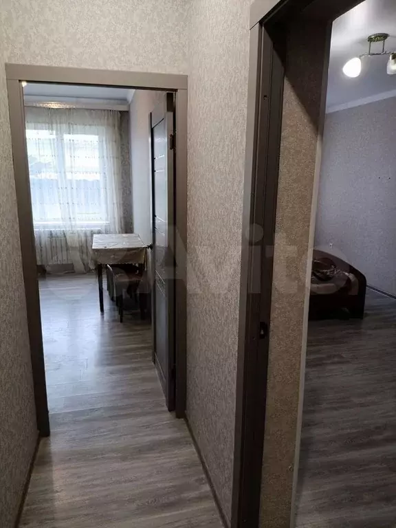 1-к. квартира, 38 м, 2/5 эт. - Фото 0