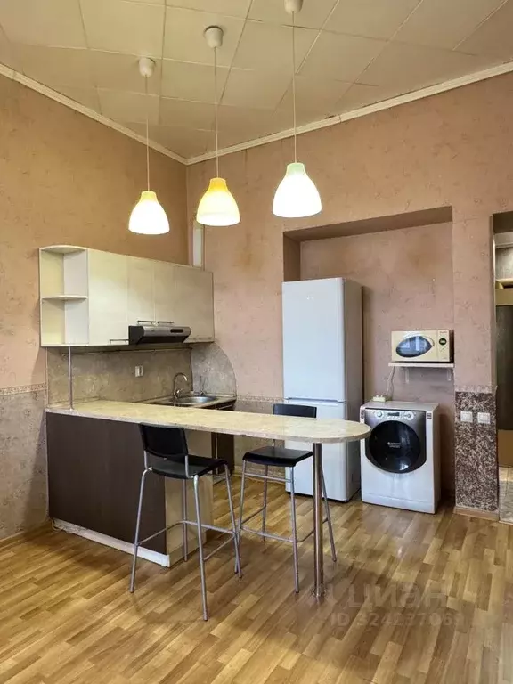 Студия Омская область, Омск ул. Профинтерна, 10 (32.0 м) - Фото 1