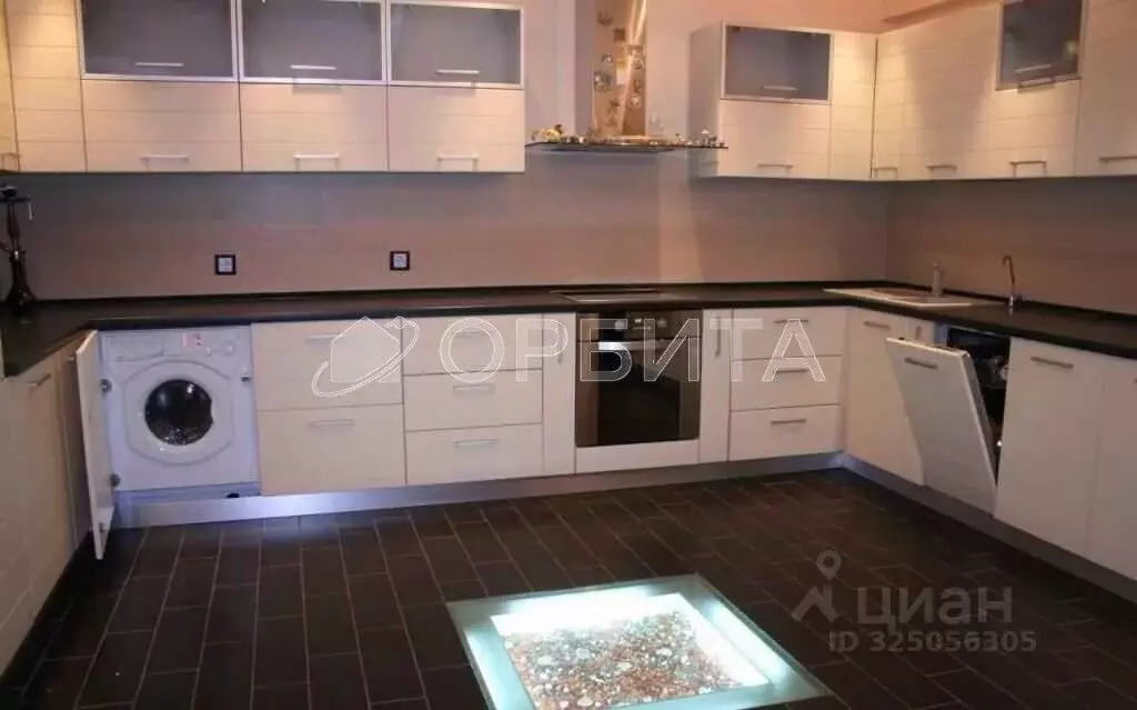 2-к кв. Тюменская область, Тюмень Первомайская ул., 34 (101.3 м) - Фото 2