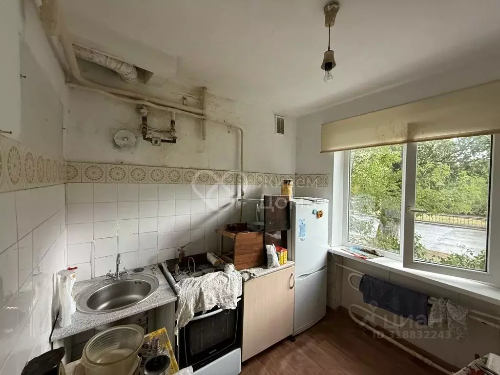 1-к кв. Волгоградская область, Волгоград ул. Дзержинского, 43 (30.7 м) - Фото 0