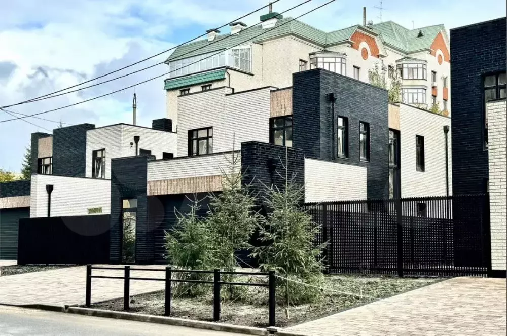 Дом в Татарстан, Казань Аэропортовская ул., 13 (193 м) - Фото 1