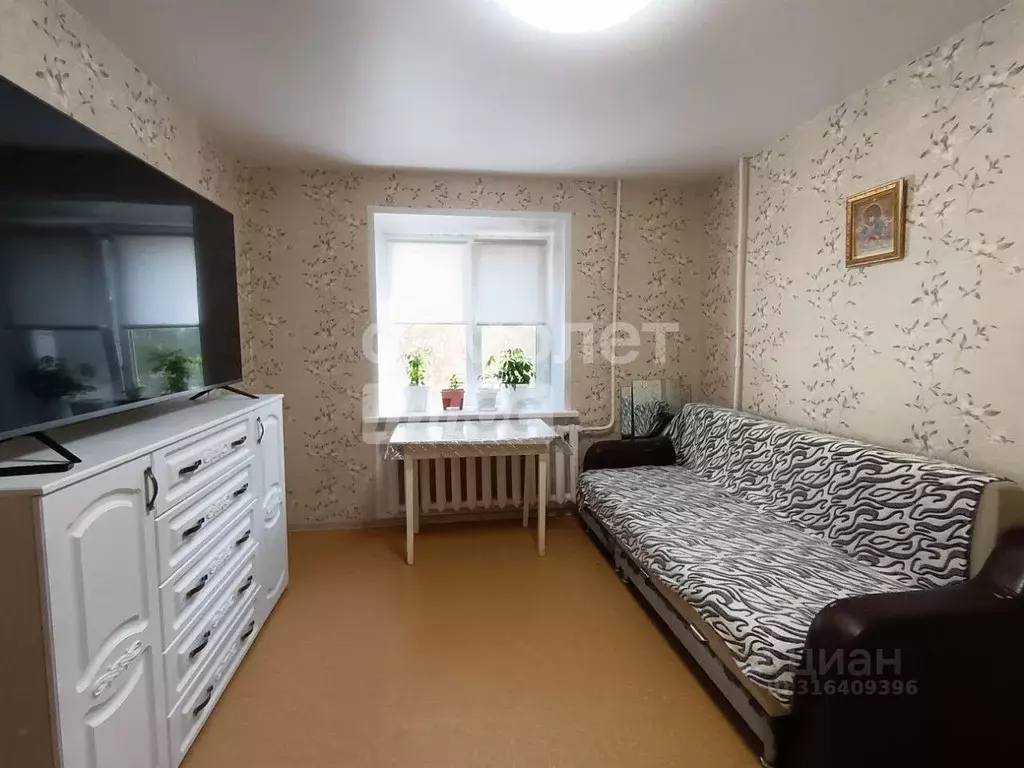 1-к кв. Коми, Сыктывкар просп. Бумажников, 30 (35.7 м) - Фото 0