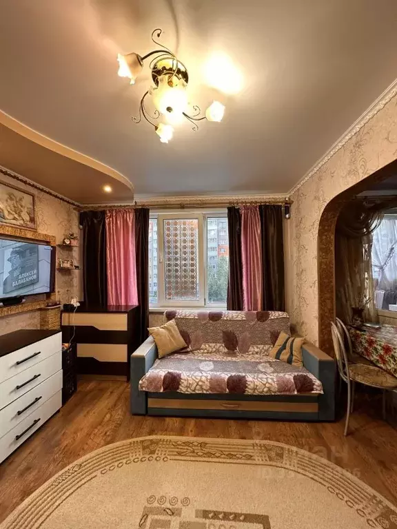 1-к кв. Алтайский край, Барнаул Взлетная ул., 81 (35.0 м) - Фото 1