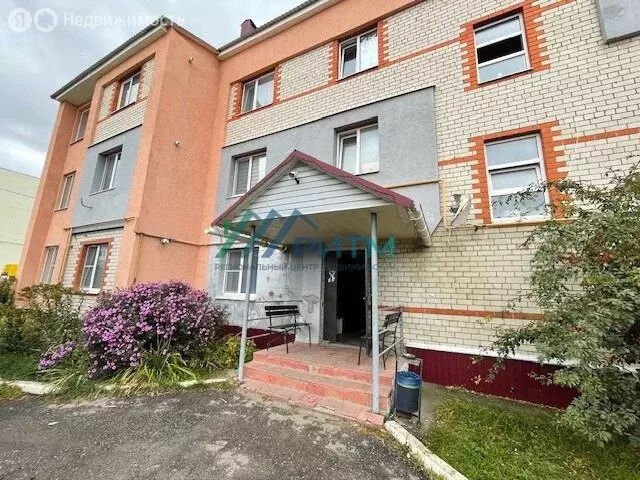 2-комнатная квартира: Бессоновка, Сиреневая улица, 61 (51 м) - Фото 0