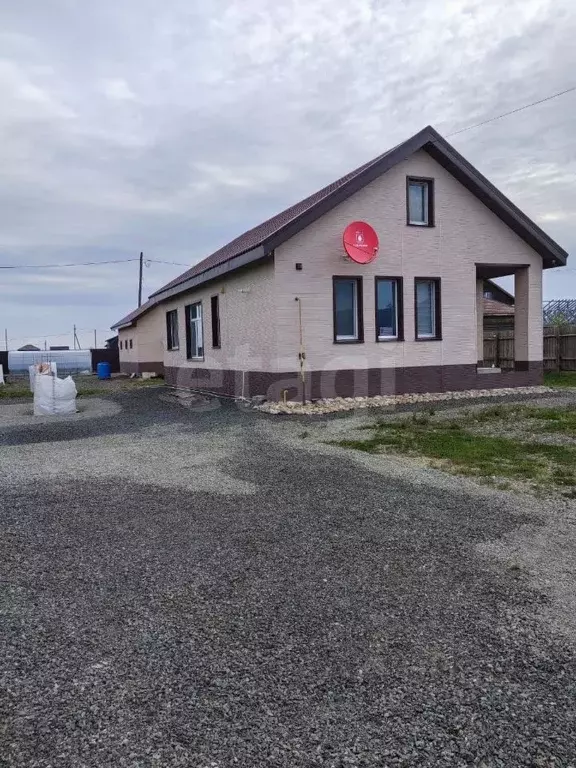 Дом в Сахалинская область, Южно-Сахалинск городской округ, с. ... - Фото 1
