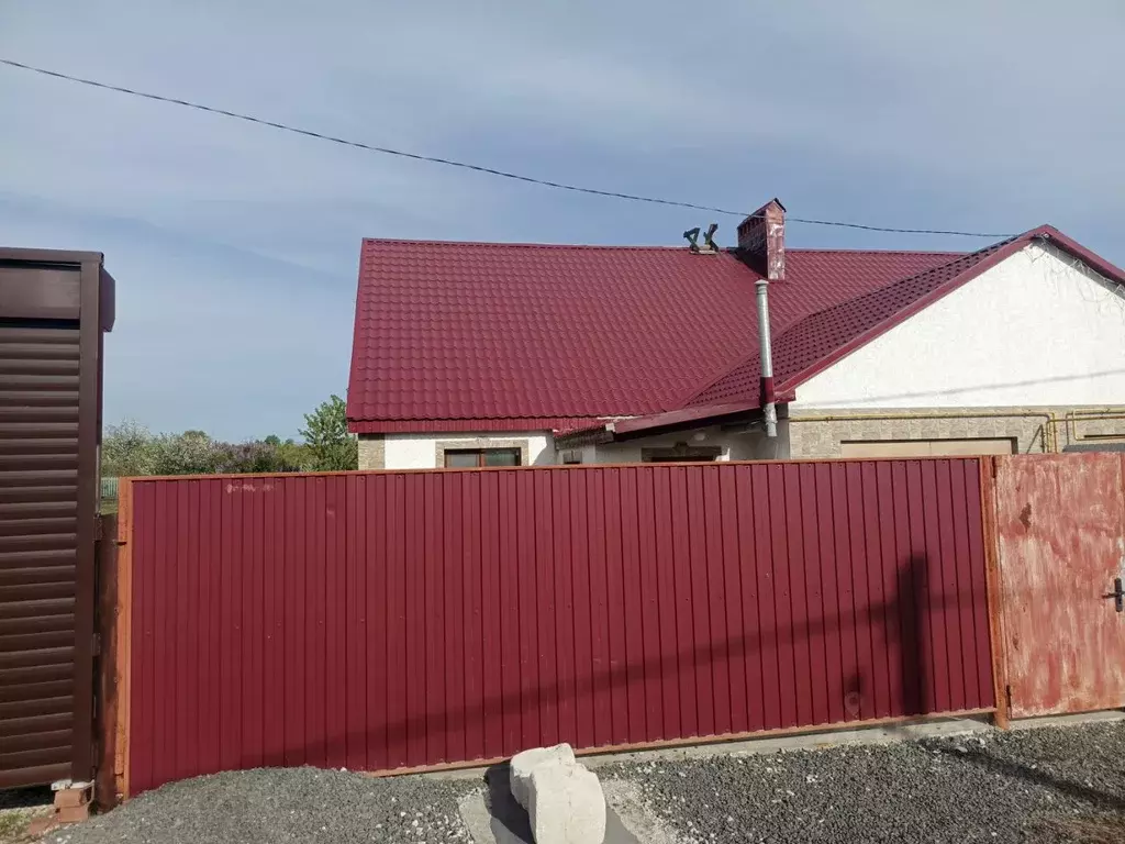 Дом в Самарская область, Красноярский район, Новосемейкино городское ... - Фото 0