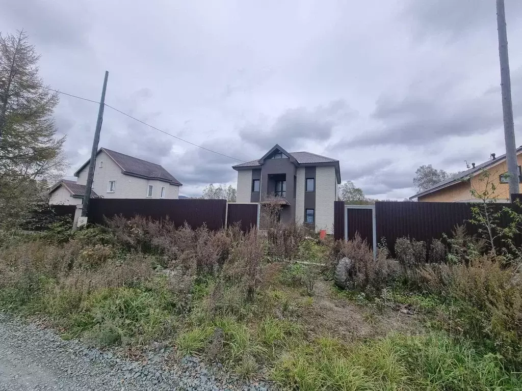 Дом в Сахалинская область, Южно-Сахалинск ул. Владимира Атласова, 9 ... - Фото 2