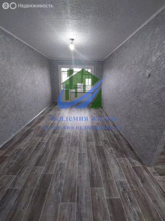 2-комнатная квартира: Орск, микрорайон Новый город, улица Комарова, 26 ... - Фото 1