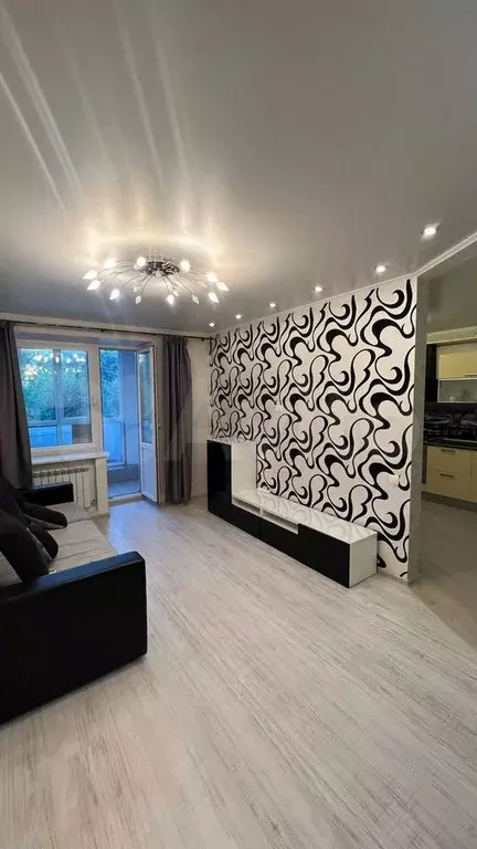 1-к. квартира, 40 м, 3/10 эт. - Фото 0