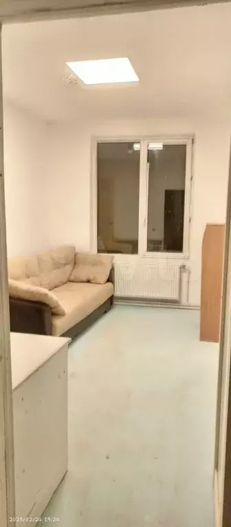Комната 20 м в 9-к., 3/3 эт. - Фото 0