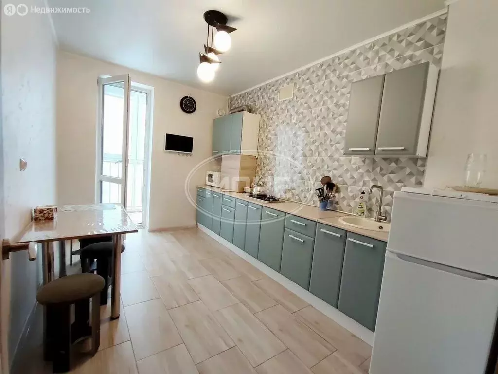 1-комнатная квартира: Калининград, Елизаветинская улица, 4 (37.9 м) - Фото 1