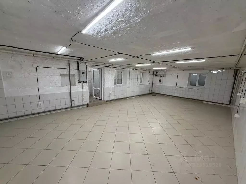 Помещение свободного назначения в Волгоградская область, Волгоград ул. ... - Фото 1