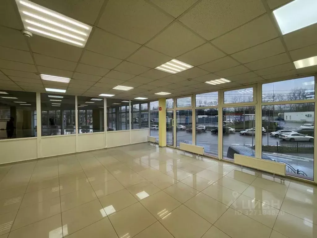 Офис в Калужская область, Калуга ш. Грабцевское, 18 (100 м) - Фото 1