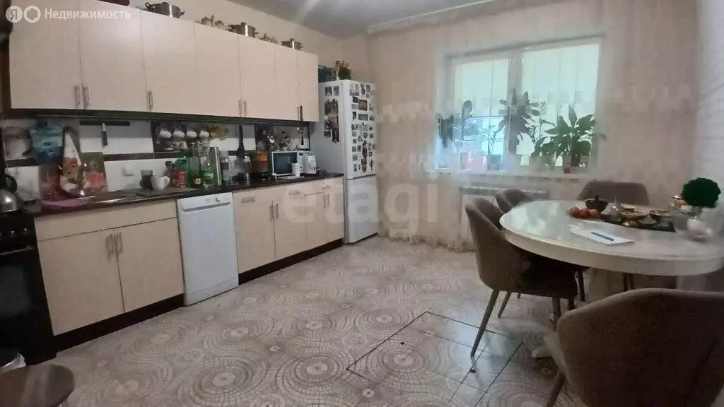 Дом в Энгельс, Озёрная улица, 13 (100 м) - Фото 1