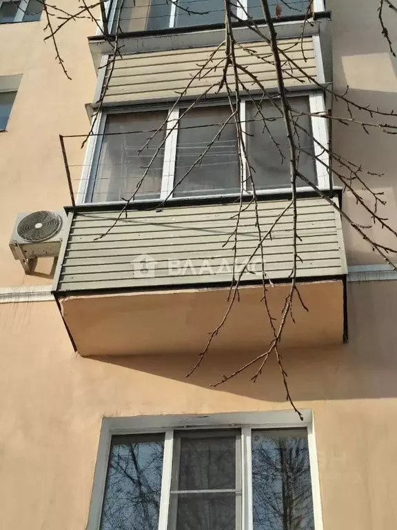 2-к кв. Бурятия, Улан-Удэ Октябрьская ул., 10 (42.2 м) - Фото 2