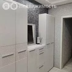 3-комнатная квартира: Нерюнгри, улица Аммосова, 6 (82.4 м) - Фото 1