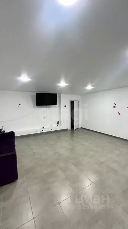 Помещение свободного назначения в Северная Осетия, Владикавказ просп. ... - Фото 2