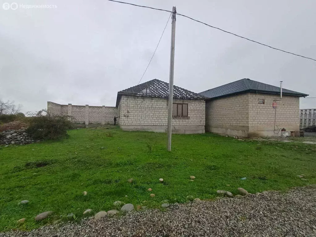Дом в село Чегем-Второй, улица Бесланеевых, 3 (240 м) - Фото 1